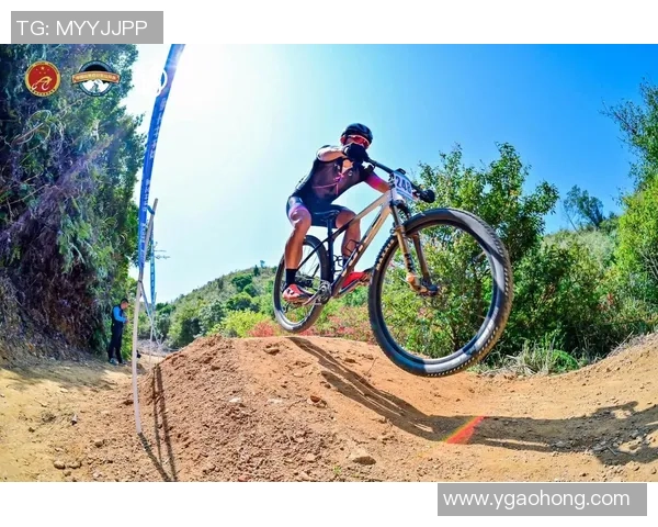 千名勇士竞逐云开山，信宜以“体育+旅行”绘就城市新手刺